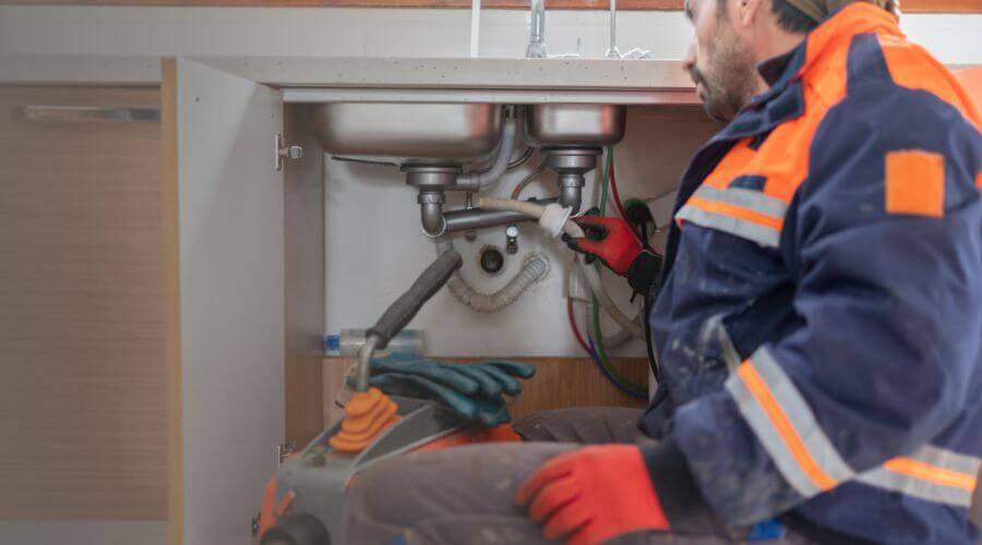 Professional slab leak plumber services in Gloster, LA